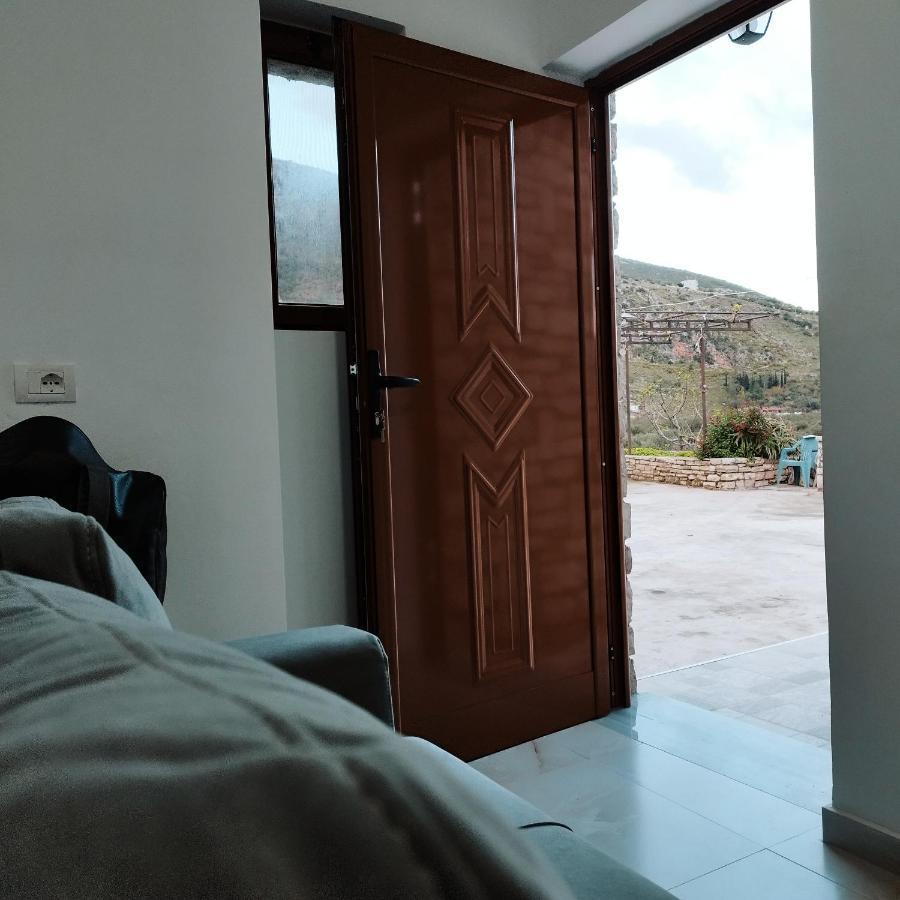 Farmhouse Qeparo Kültér fotó